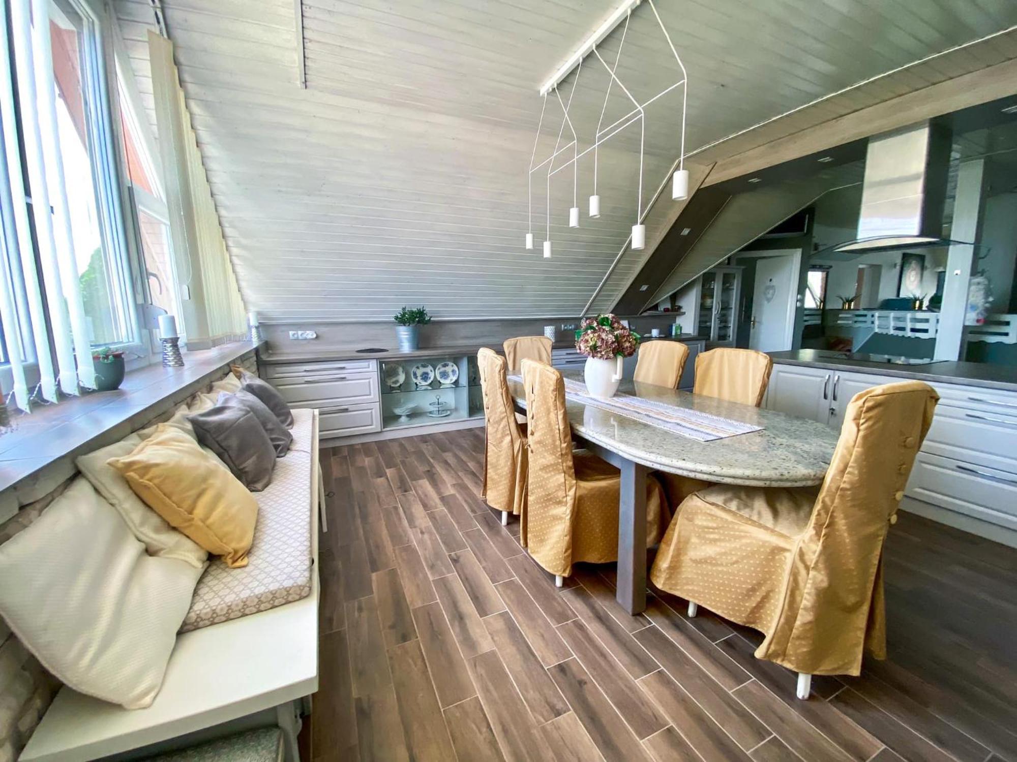 Nirvana Apartment Balatonbereny
